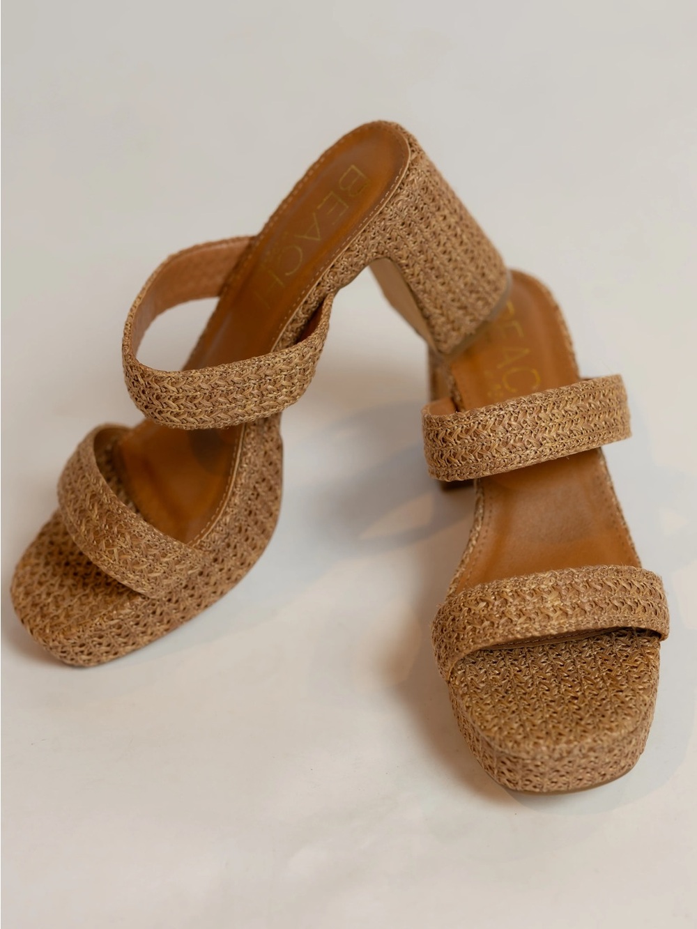 Echo Platform Sandal Cognac